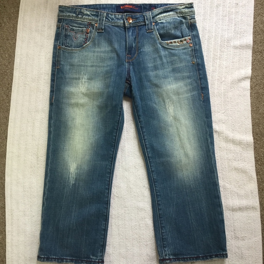 Vigoss Decorated Cropped Jeans. So DARLING😍❤️😍